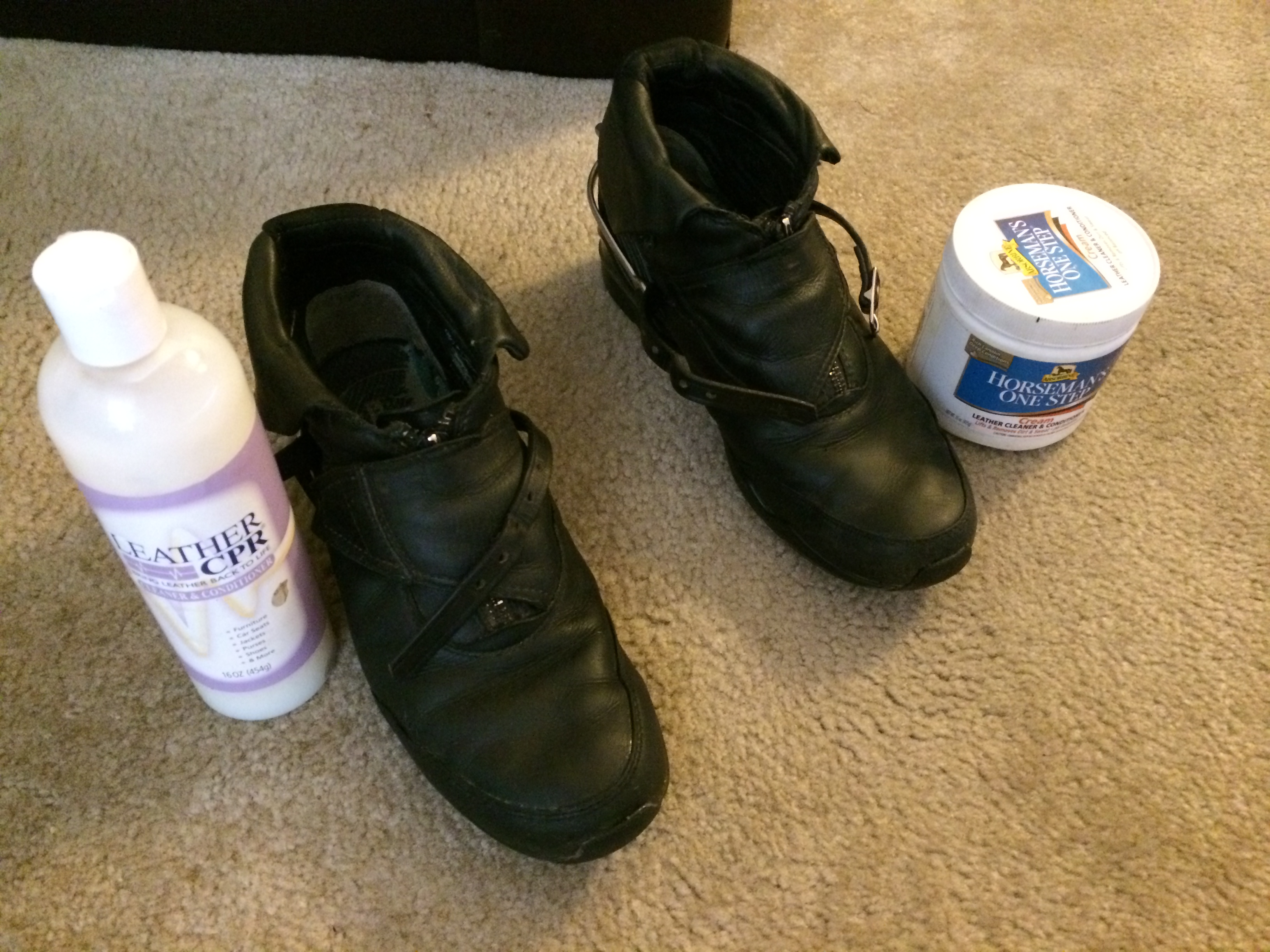 Cleaning Ariat Volant Fusion Paddock Boots cleaned with Leather CPR verses Horseman's One Step
