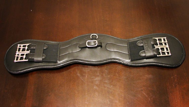 Tekna Synthetic Leather Contour Dressage Girth Review