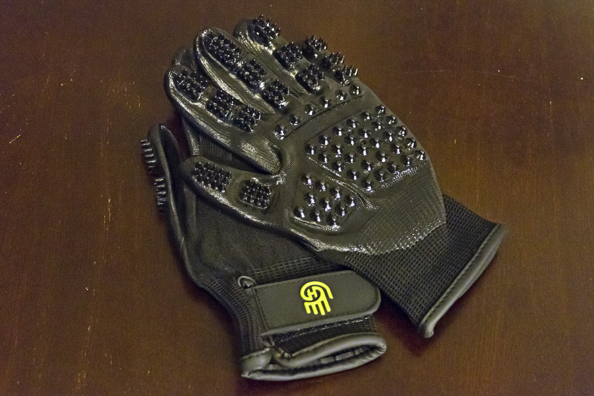 Hands On Grooming Gloves Review